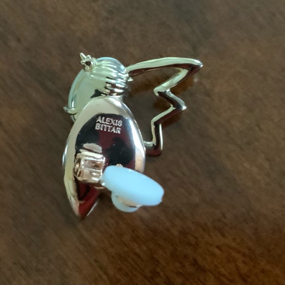 Alexis Bittar Pearl & Petal Clip on Earrings - Picture 5 of 11